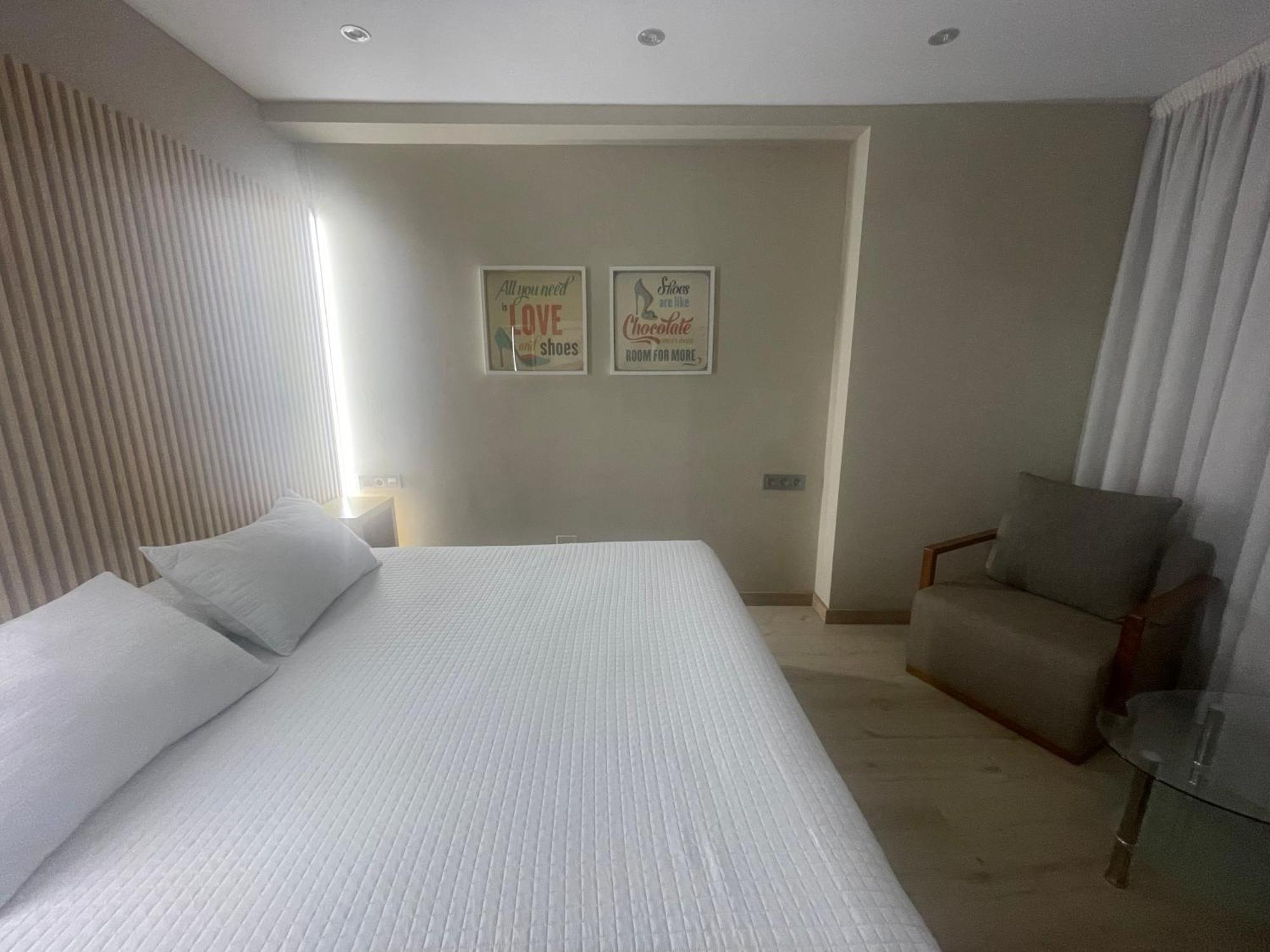 Hotel Orly Xinzo de Limia Esterno foto