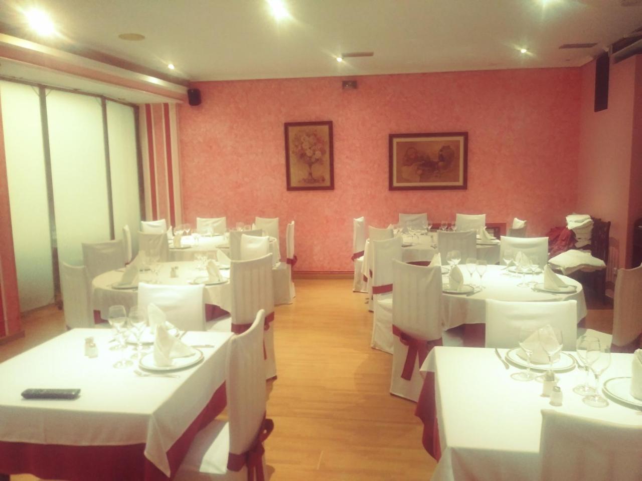 Hotel Orly Xinzo de Limia Esterno foto